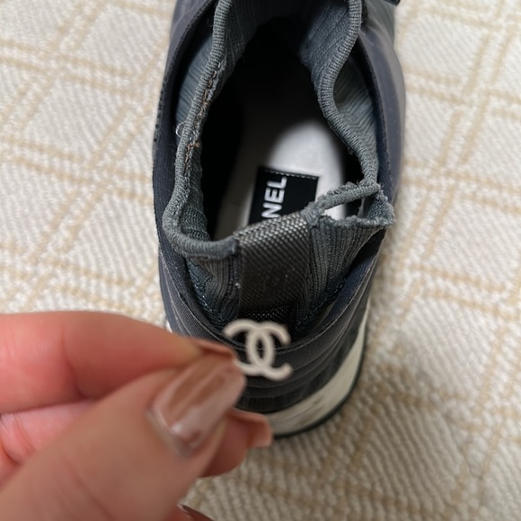 CHANEL Interlocking CC Sock Sneakers Trainers - Picture 11 of 11